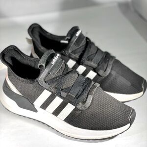 Adidas‎ U Path Run